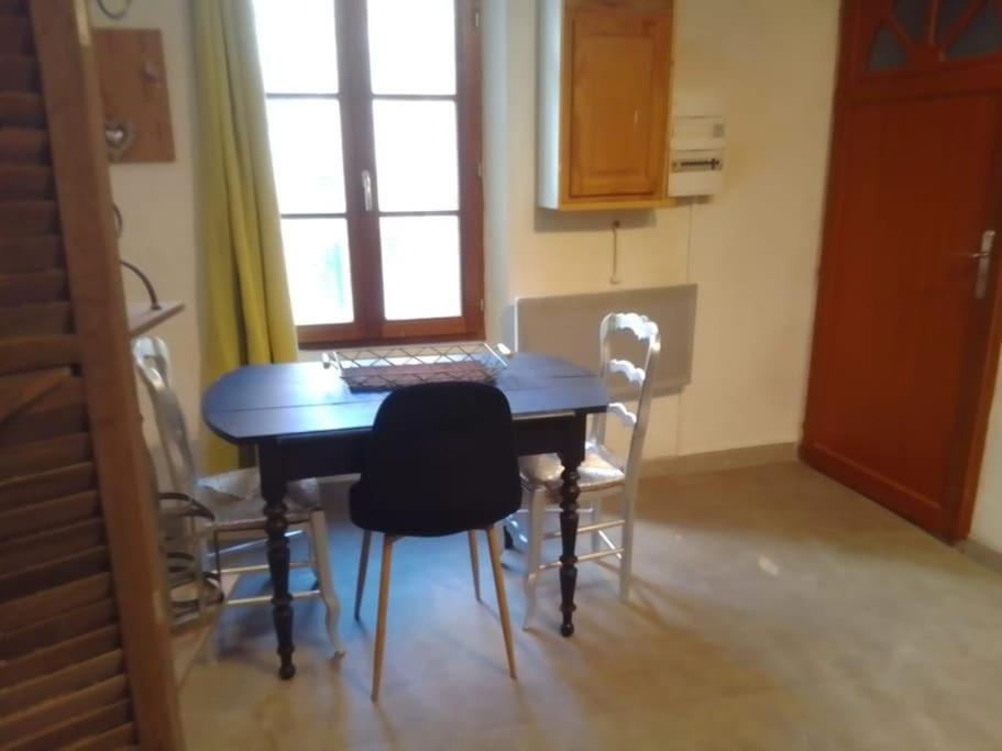 La Fontaine Appartement Moustiers-Sainte-Marie Buitenkant foto